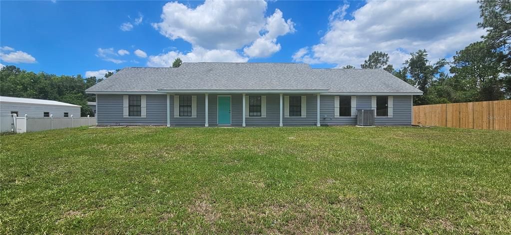 Recientemente alquilado: $1,900 (3 camas, 2 baños, 1621 Pies cuadrados)