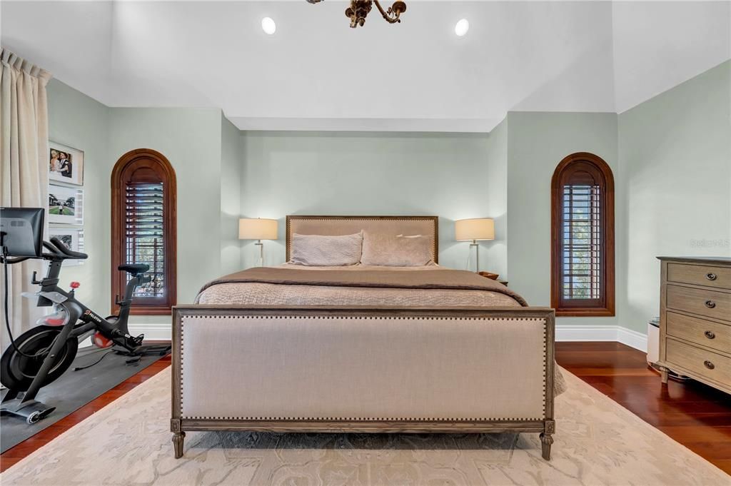 En Venta: $2,699,000 (4 camas, 3 baños, 4018 Pies cuadrados)