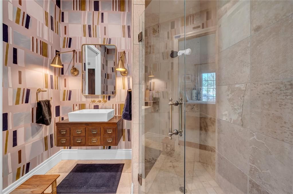 En Venta: $2,699,000 (4 camas, 3 baños, 4018 Pies cuadrados)