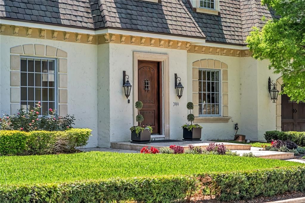 En Venta: $2,699,000 (4 camas, 3 baños, 4018 Pies cuadrados)