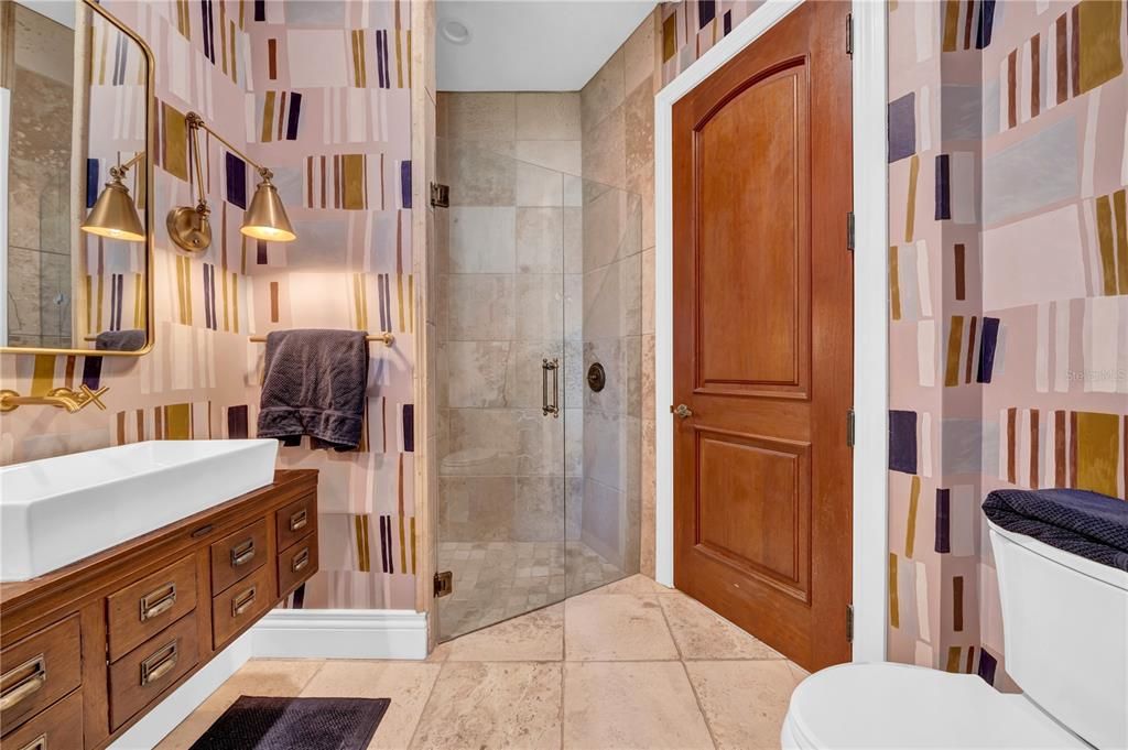 En Venta: $2,699,000 (4 camas, 3 baños, 4018 Pies cuadrados)