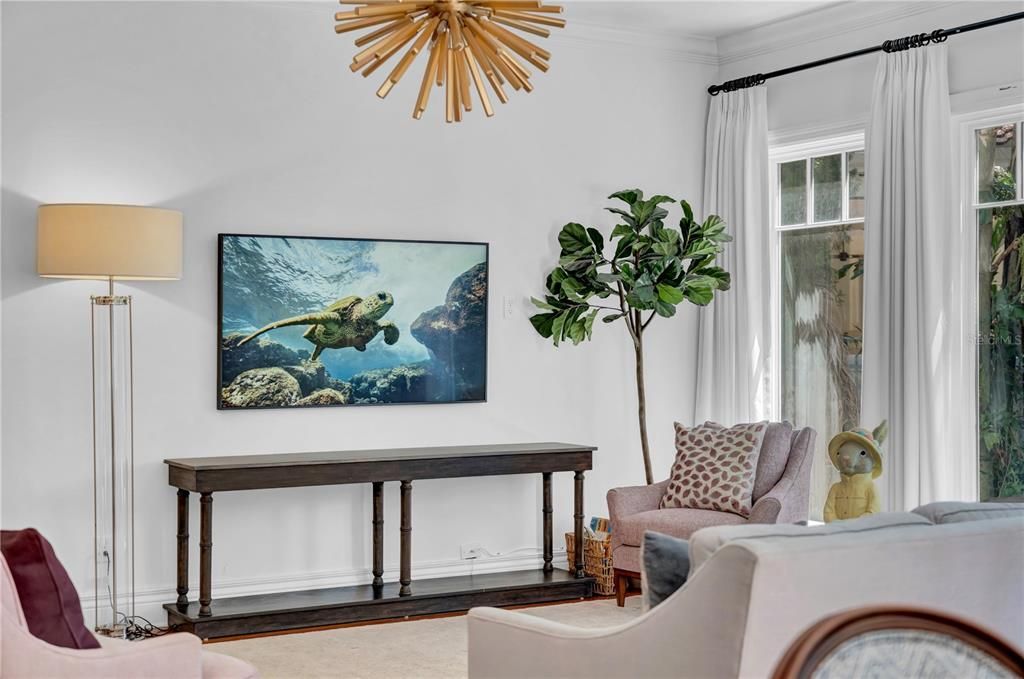 En Venta: $2,699,000 (4 camas, 3 baños, 4018 Pies cuadrados)