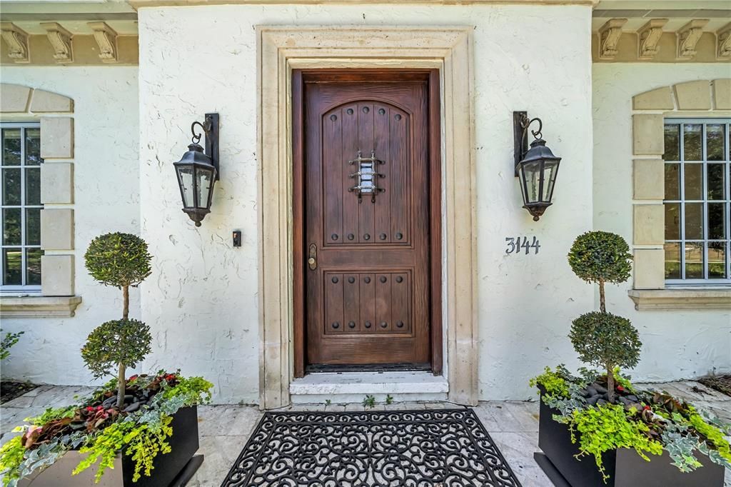 En Venta: $2,699,000 (4 camas, 3 baños, 4018 Pies cuadrados)