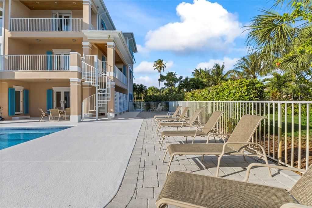 待售: $2,750,000 (4 贝兹, 3 浴室, 3305 平方英尺)