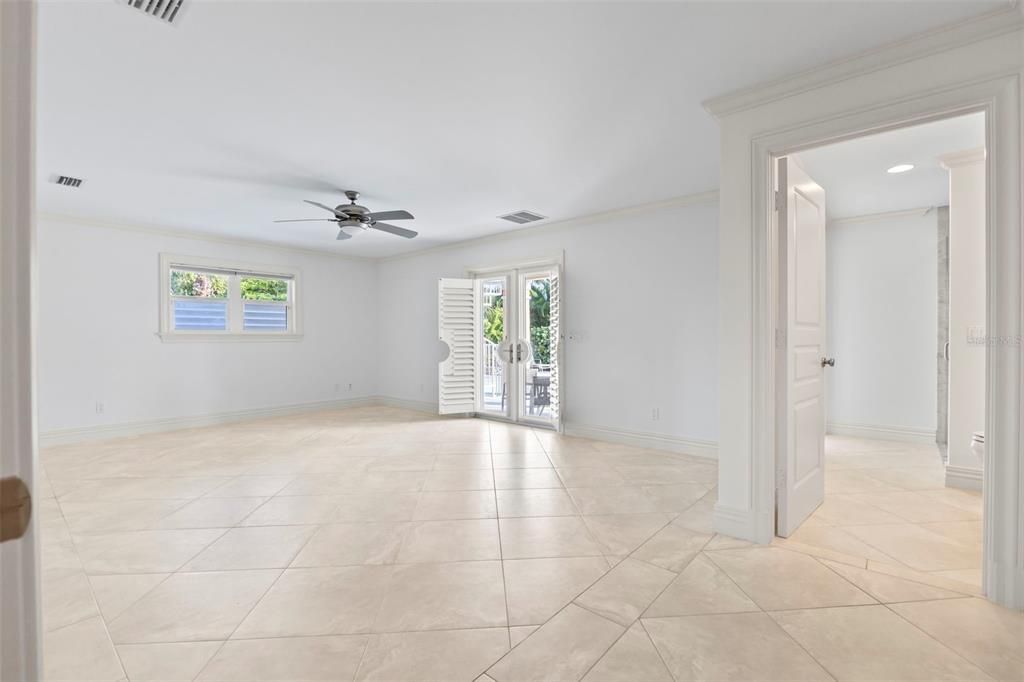 待售: $2,750,000 (4 贝兹, 3 浴室, 3305 平方英尺)