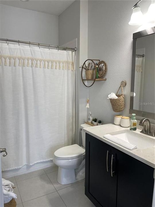 BONUS ROOM BATHROOM