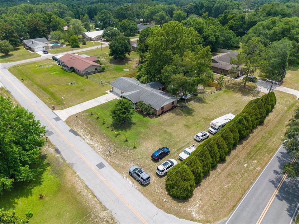 For Sale: $299,900 (3 beds, 2 baths, 1969 Square Feet)