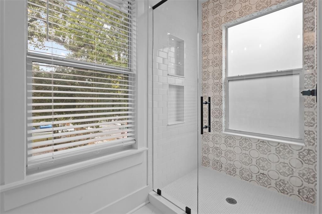 For Sale: $725,000 (3 beds, 2 baths, 1750 Square Feet)