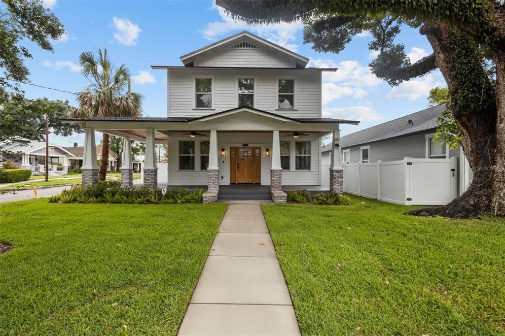 For Sale: $725,000 (3 beds, 2 baths, 1750 Square Feet)