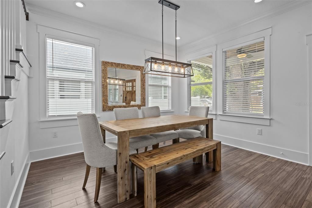 For Sale: $725,000 (3 beds, 2 baths, 1750 Square Feet)