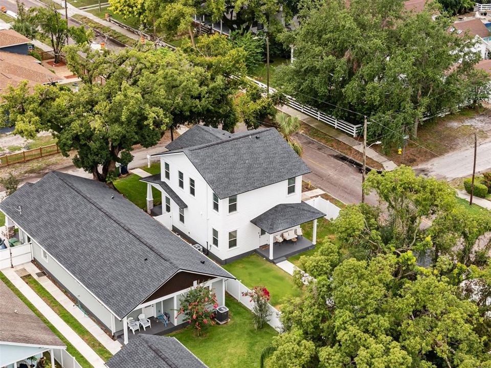 For Sale: $725,000 (3 beds, 2 baths, 1750 Square Feet)