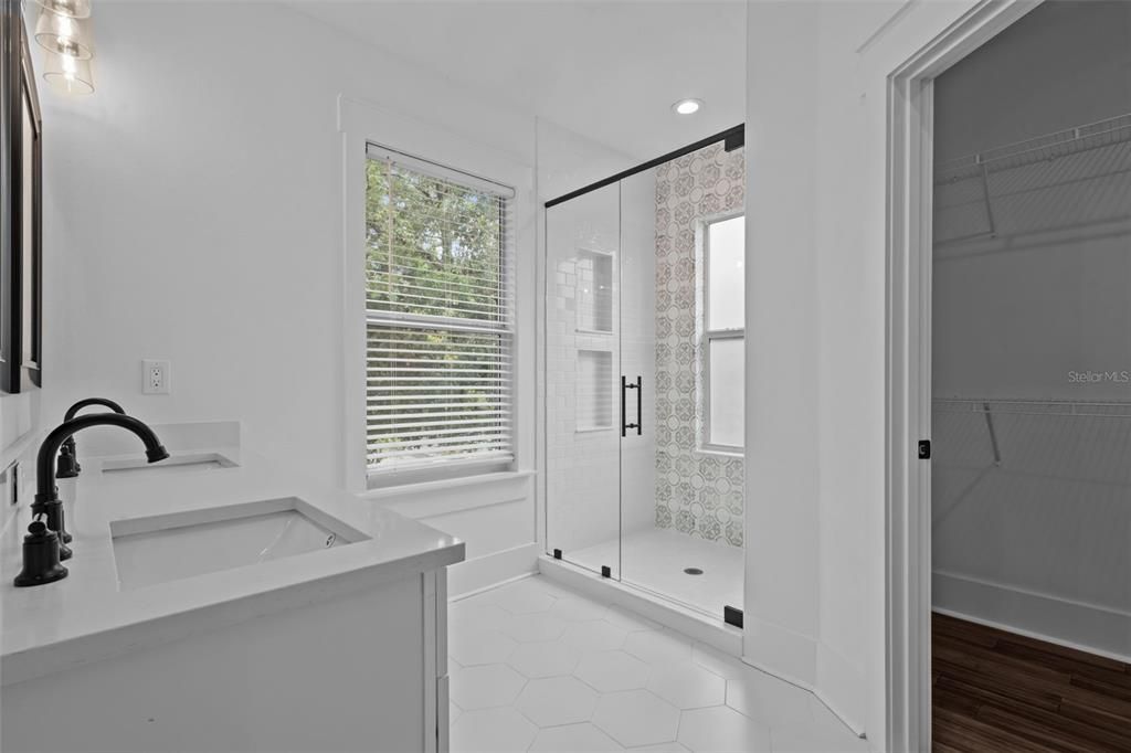 For Sale: $725,000 (3 beds, 2 baths, 1750 Square Feet)