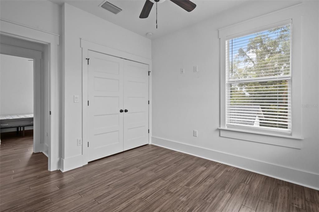 For Sale: $725,000 (3 beds, 2 baths, 1750 Square Feet)