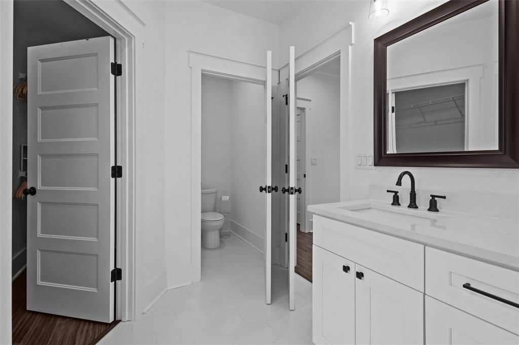 For Sale: $725,000 (3 beds, 2 baths, 1750 Square Feet)