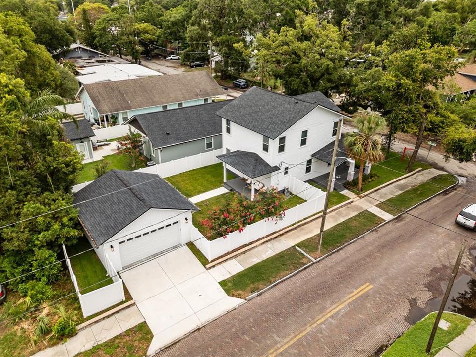 For Sale: $725,000 (3 beds, 2 baths, 1750 Square Feet)