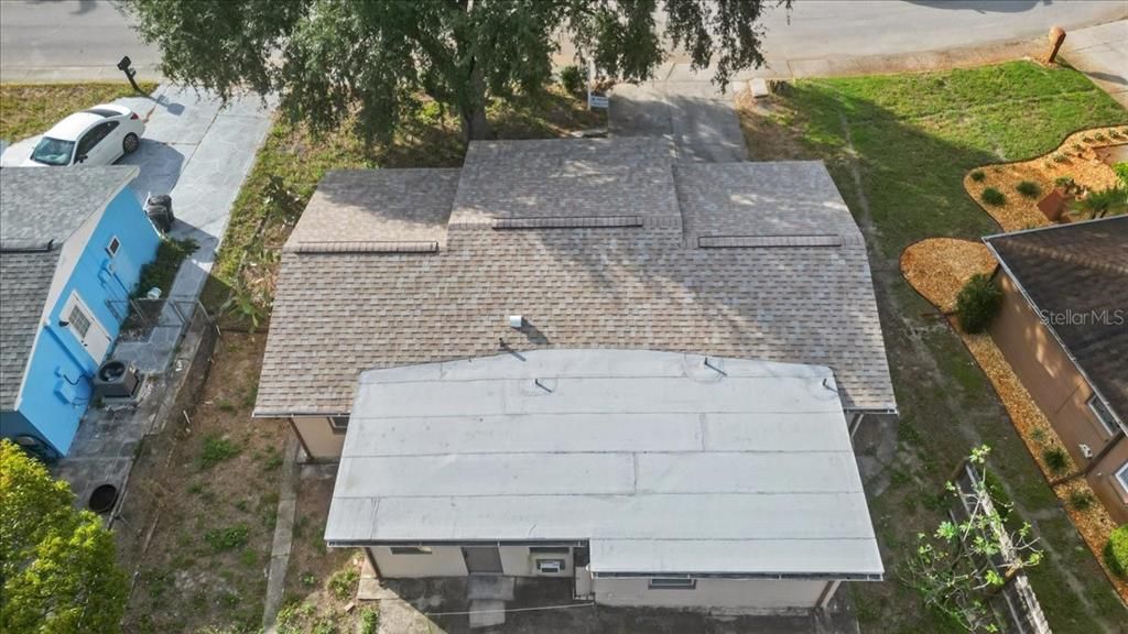 Под контрактом: $205,000 (3 спален, 2 ванн, 936 Квадратных фут)