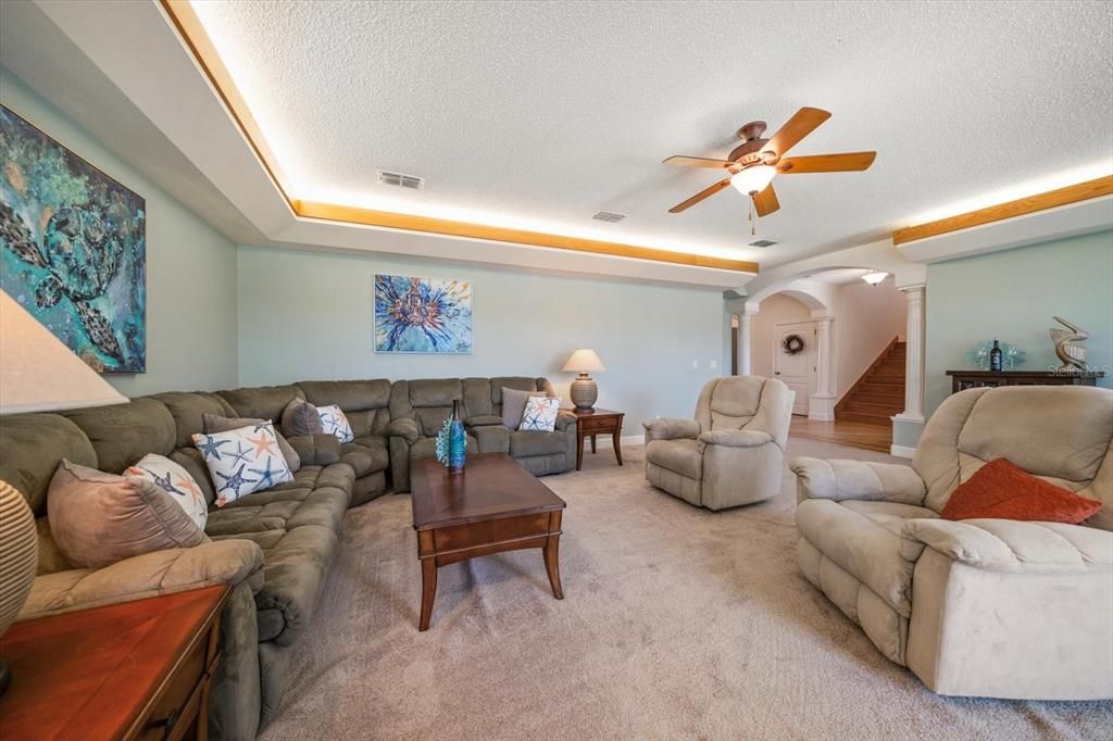 For Sale: $1,330,000 (3 beds, 2 baths, 3548 Square Feet)