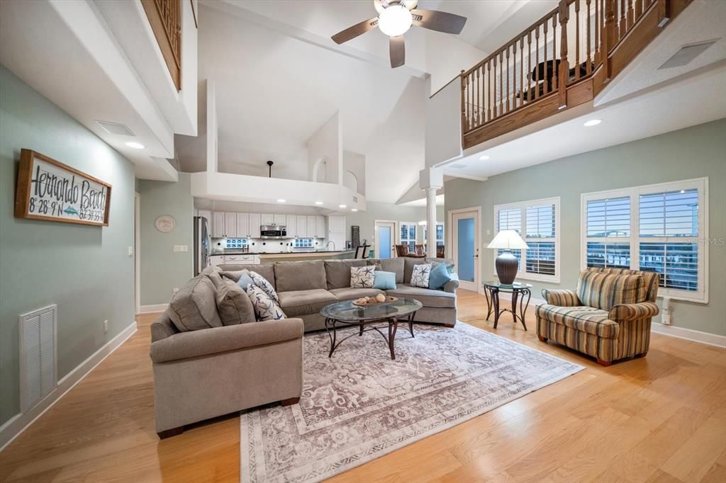 For Sale: $1,330,000 (3 beds, 2 baths, 3548 Square Feet)