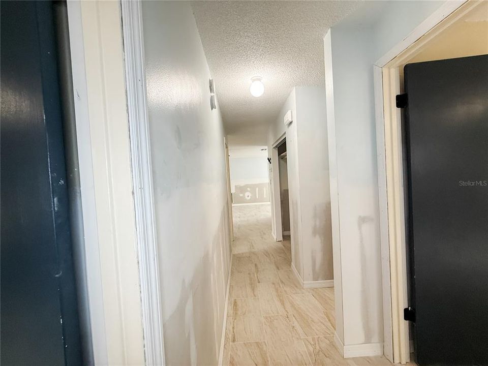 For Sale: $225,000 (3 beds, 2 baths, 1114 Square Feet)