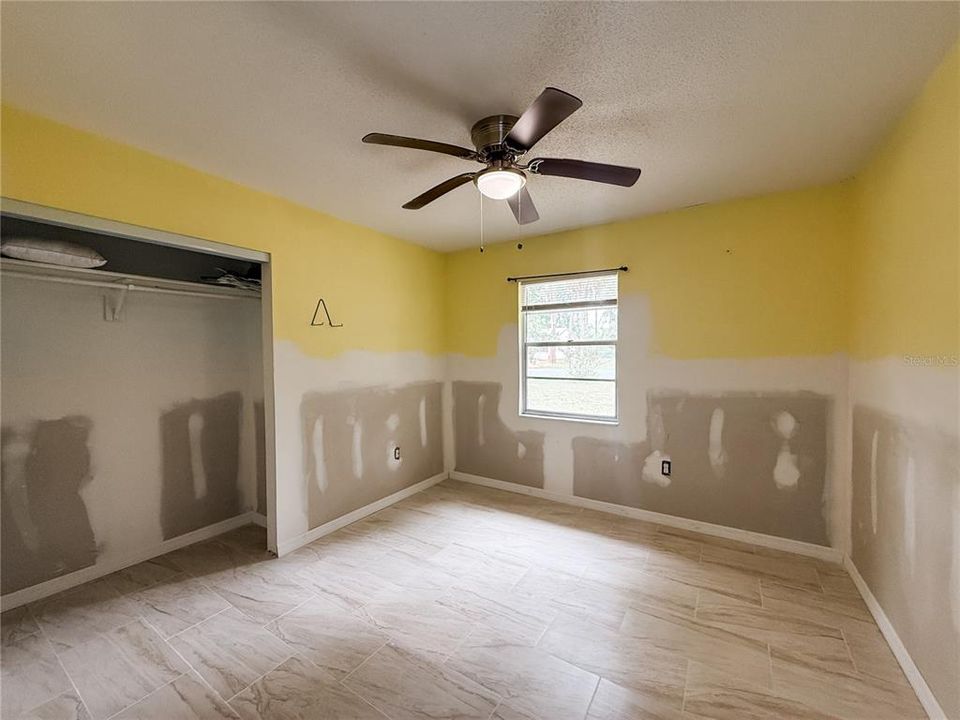 For Sale: $225,000 (3 beds, 2 baths, 1114 Square Feet)