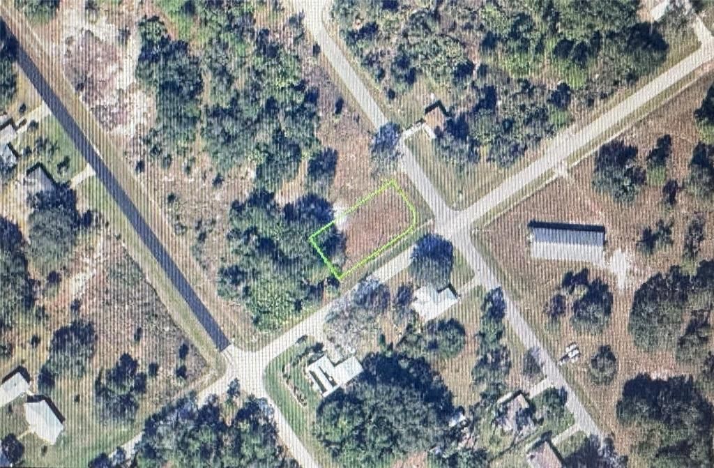 最近售出: $11,500 (0.26 acres)