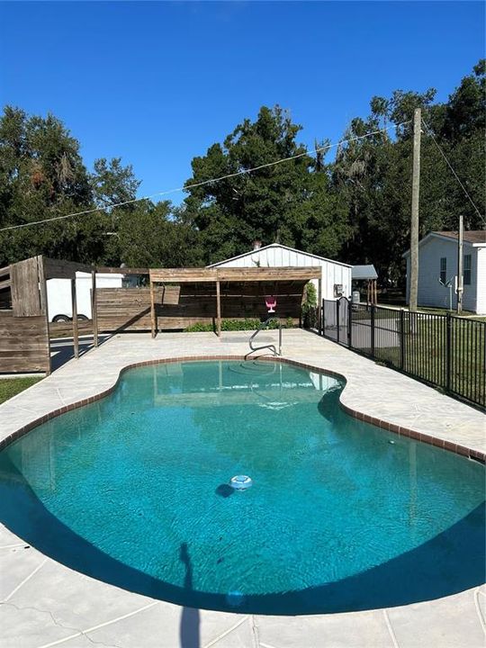 For Sale: $420,000 (4 beds, 2 baths, 1860 Square Feet)