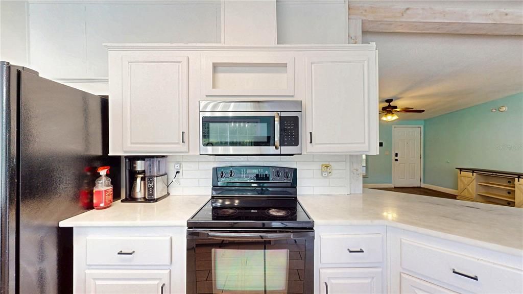 For Sale: $420,000 (4 beds, 2 baths, 1860 Square Feet)