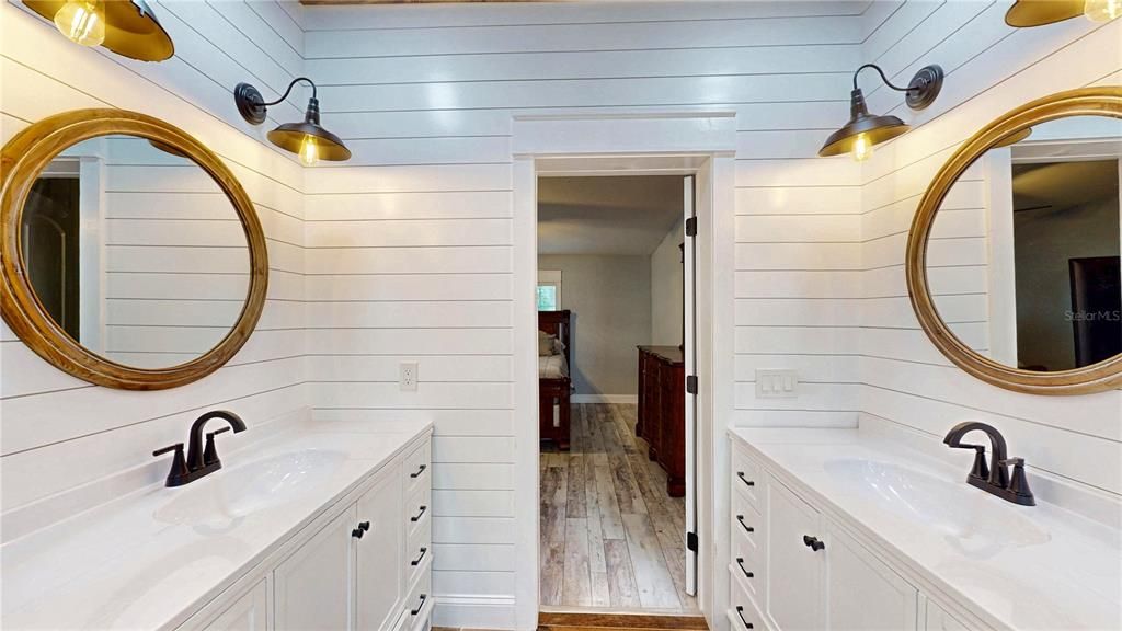 For Sale: $420,000 (4 beds, 2 baths, 1860 Square Feet)