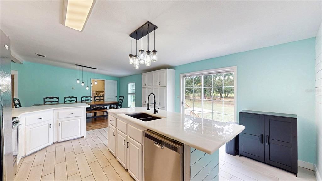 For Sale: $420,000 (4 beds, 2 baths, 1860 Square Feet)