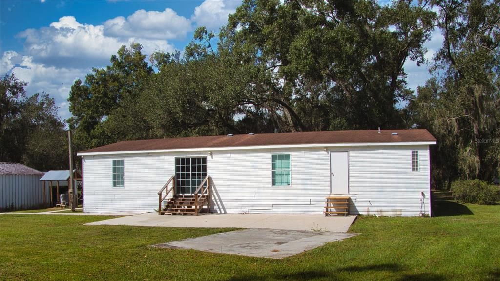 For Sale: $420,000 (4 beds, 2 baths, 1860 Square Feet)