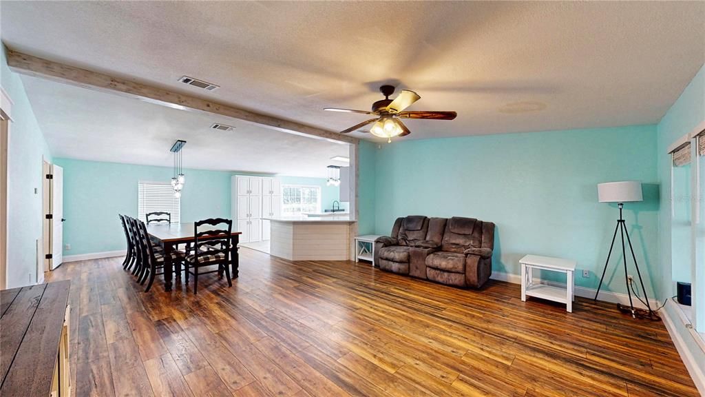 For Sale: $420,000 (4 beds, 2 baths, 1860 Square Feet)