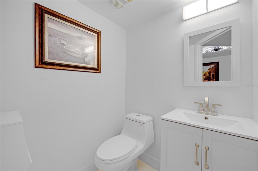 En Venta: $294,750 (2 camas, 1 baños, 850 Pies cuadrados)