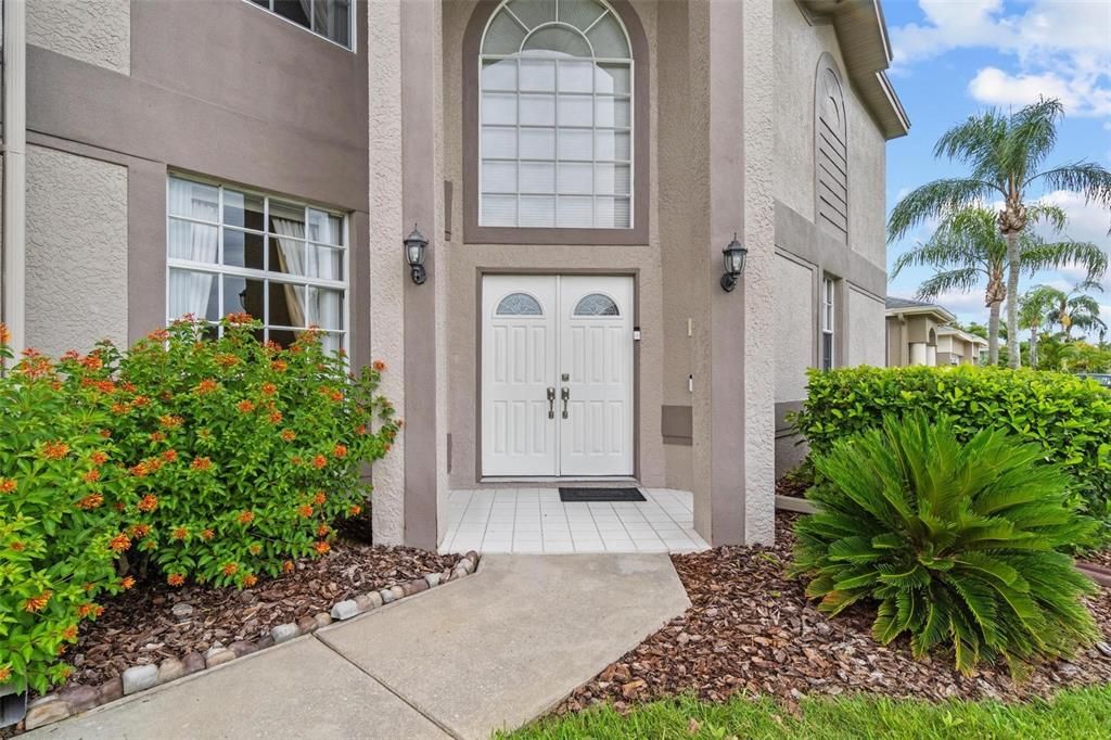 Под контрактом: $685,000 (4 спален, 2 ванн, 3376 Квадратных фут)