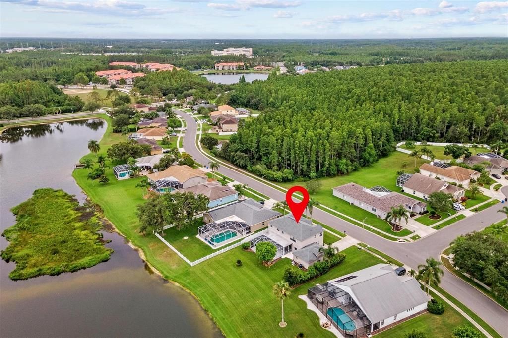 Под контрактом: $685,000 (4 спален, 2 ванн, 3376 Квадратных фут)