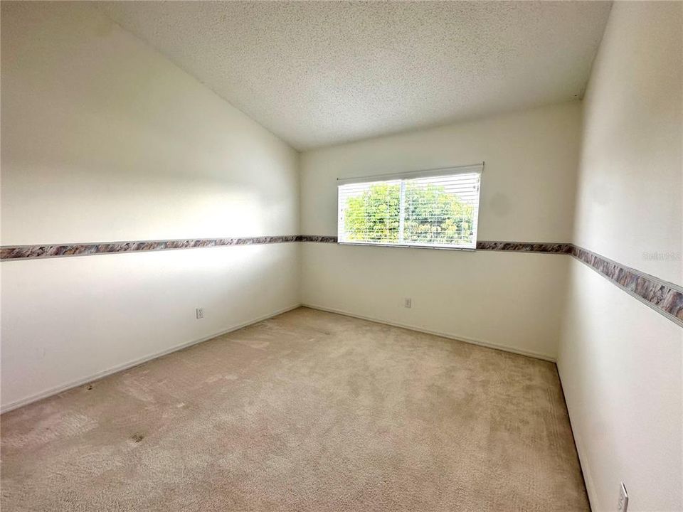 Под контрактом: $685,000 (4 спален, 2 ванн, 3376 Квадратных фут)