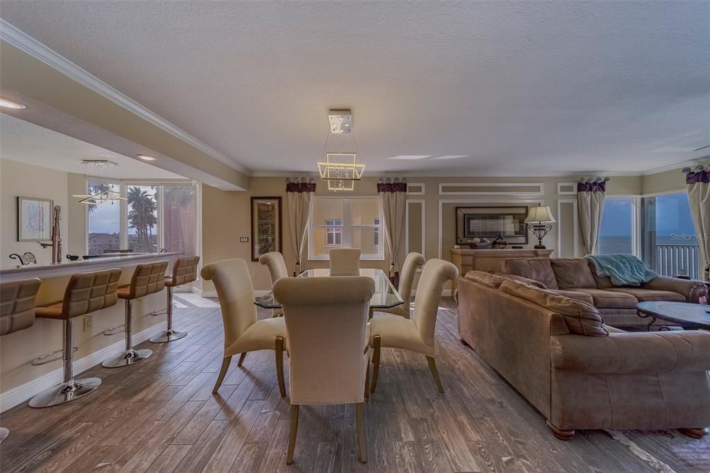 For Rent: $10,000 (3 beds, 3 baths, 2360 Square Feet)