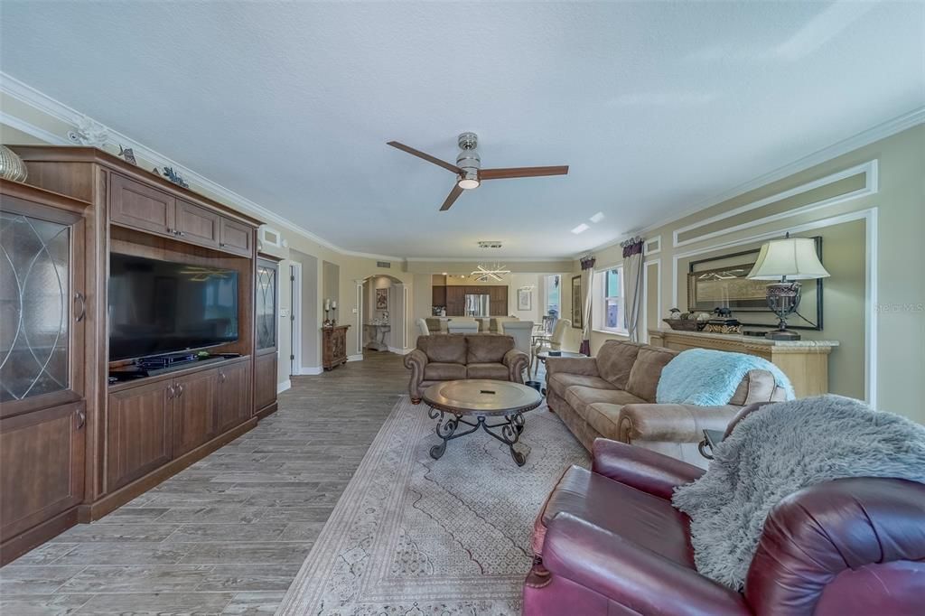 For Rent: $10,000 (3 beds, 3 baths, 2360 Square Feet)