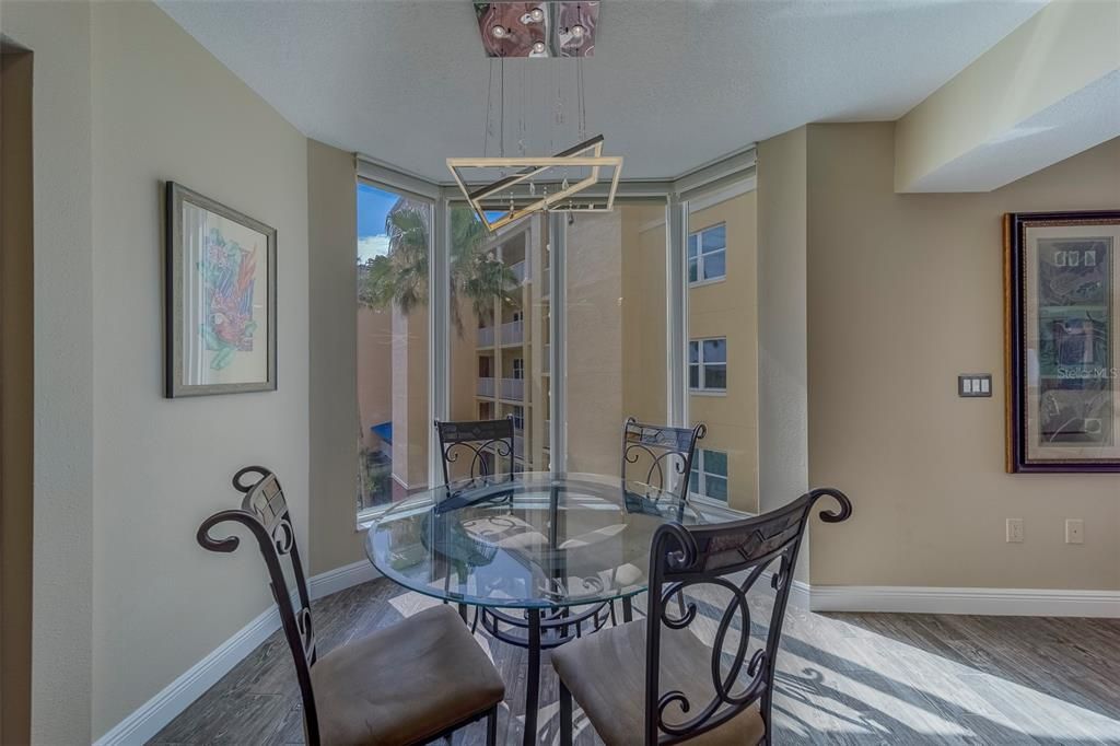 For Rent: $10,000 (3 beds, 3 baths, 2360 Square Feet)