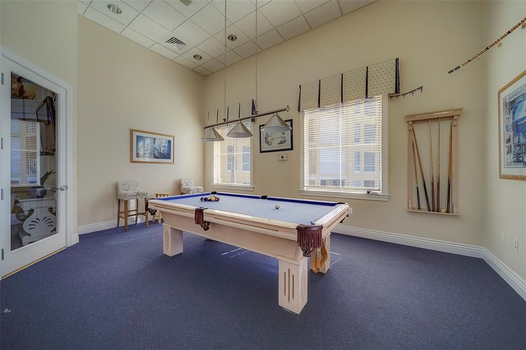 For Rent: $10,000 (3 beds, 3 baths, 2360 Square Feet)