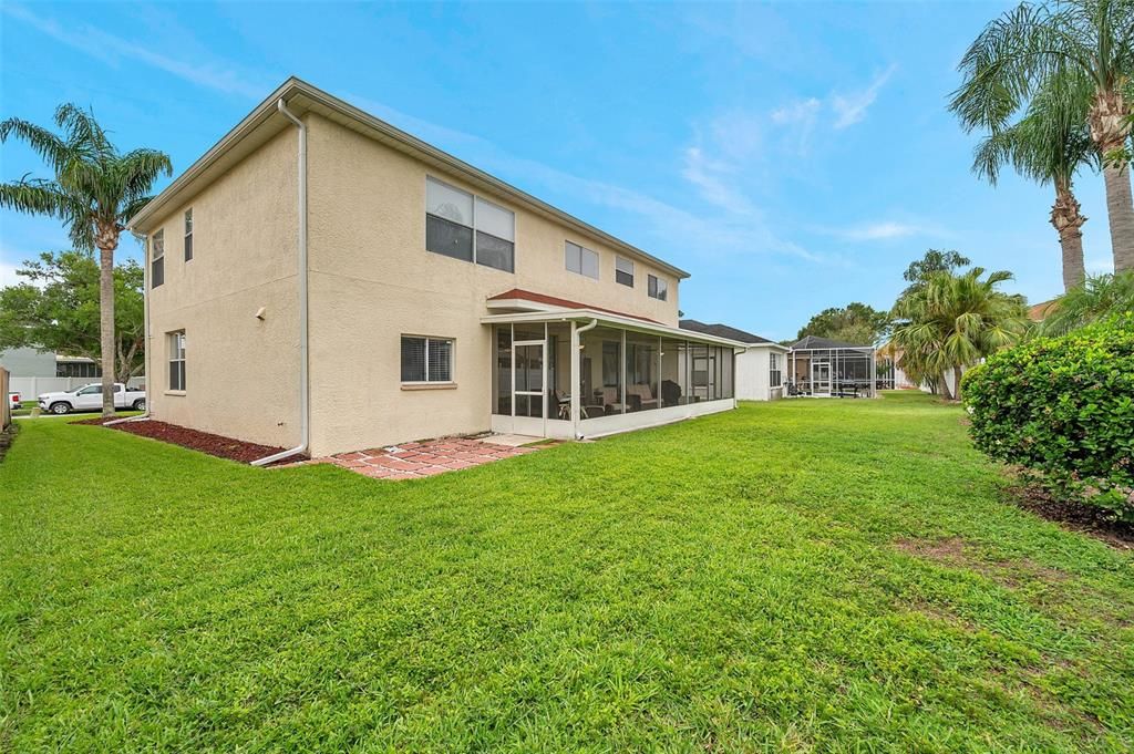 На продажу: $550,000 (5 спален, 2 ванн, 3243 Квадратных фут)