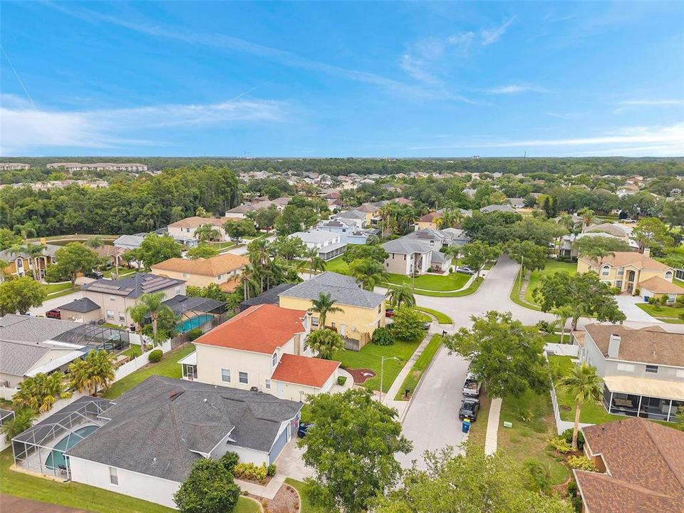 На продажу: $550,000 (5 спален, 2 ванн, 3243 Квадратных фут)