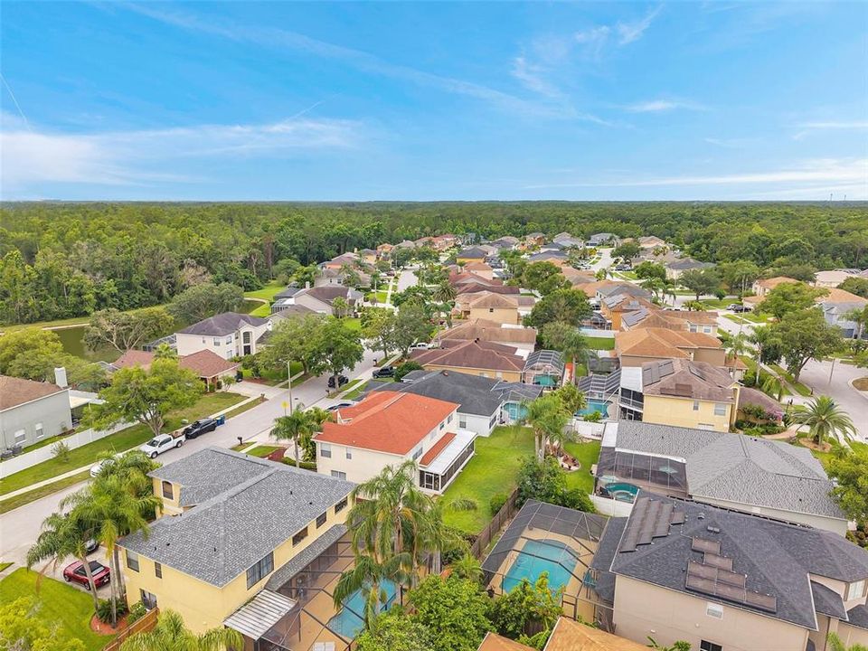 На продажу: $550,000 (5 спален, 2 ванн, 3243 Квадратных фут)