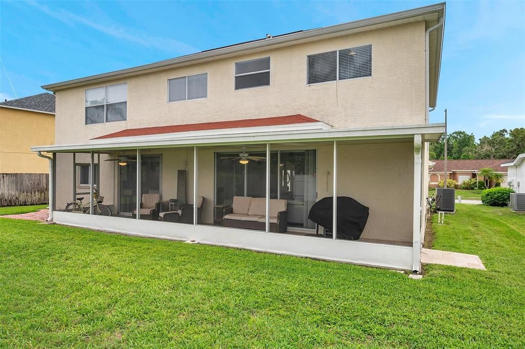 На продажу: $550,000 (5 спален, 2 ванн, 3243 Квадратных фут)