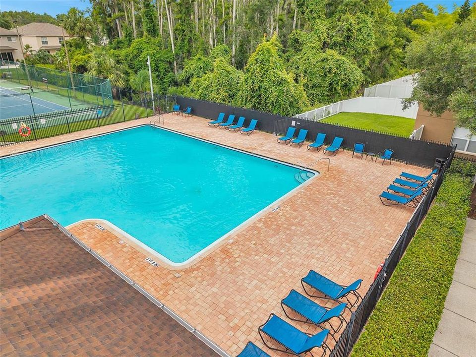 На продажу: $550,000 (5 спален, 2 ванн, 3243 Квадратных фут)