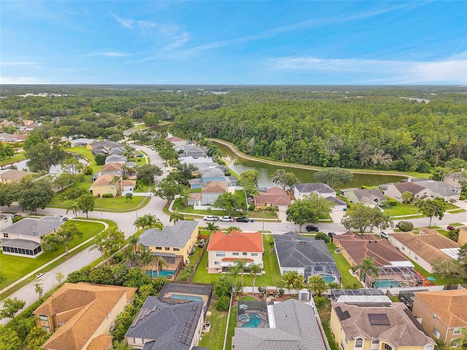 На продажу: $550,000 (5 спален, 2 ванн, 3243 Квадратных фут)