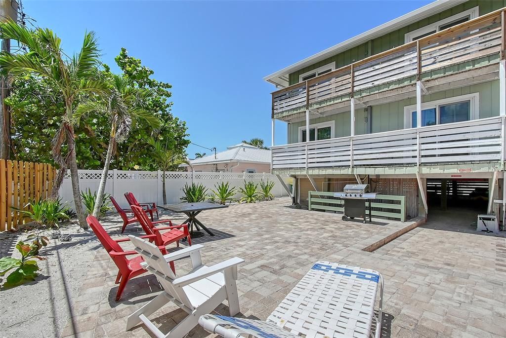 For Sale: $1,250,000 (4 beds, 0 baths, 1664 Square Feet)