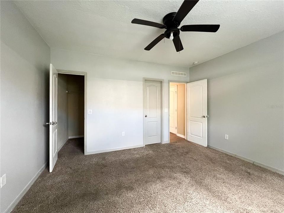 Active With Contract: $284,900 (5 beds, 3 baths, 2887 Square Feet)