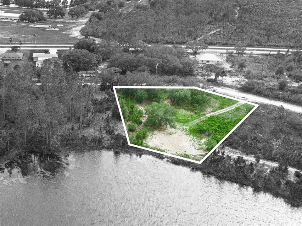 En Venta: $45,000 (0.88 acres)