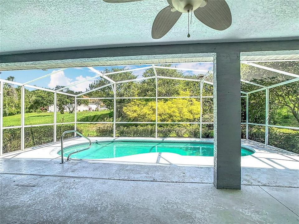 Active With Contract: $375,000 (3 beds, 2 baths, 2256 Square Feet)