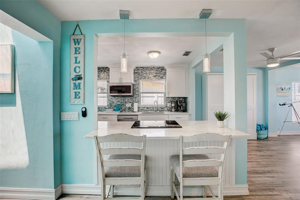 For Sale: $1,198,000 (2 beds, 2 baths, 1551 Square Feet)